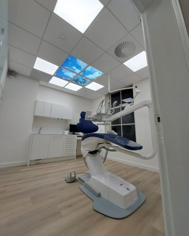 DL60 Panneau LED lumière pour salles de traitement dentaire