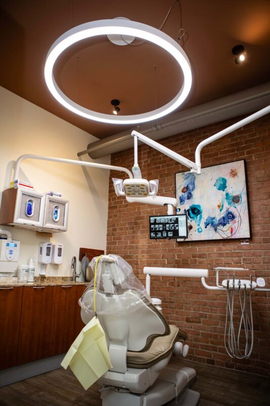 Lampe PVR 150 sans scintillement offrant un éclairage de qualité lumière du jour naturelle