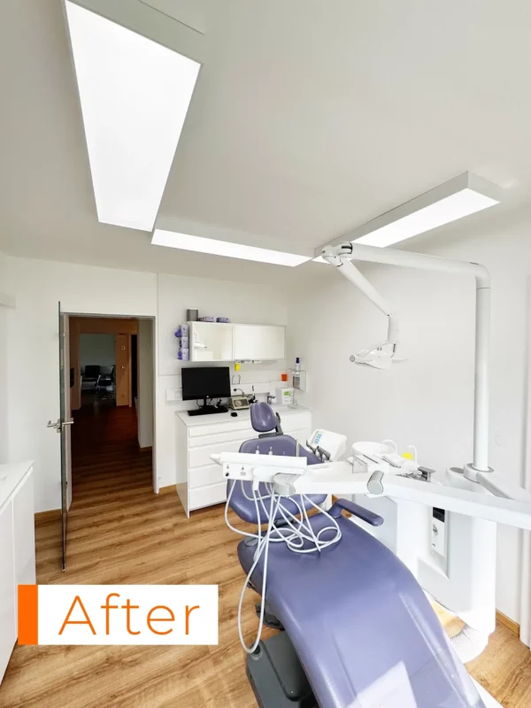 Panneaux LED à spectre complet de lumière du jour fournissant un éclairage naturel de 5000K dans une clinique dentaire moderne en Allemagne.