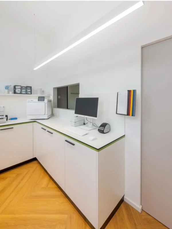 PHL22 – Salle de stérilisation DentLed-1